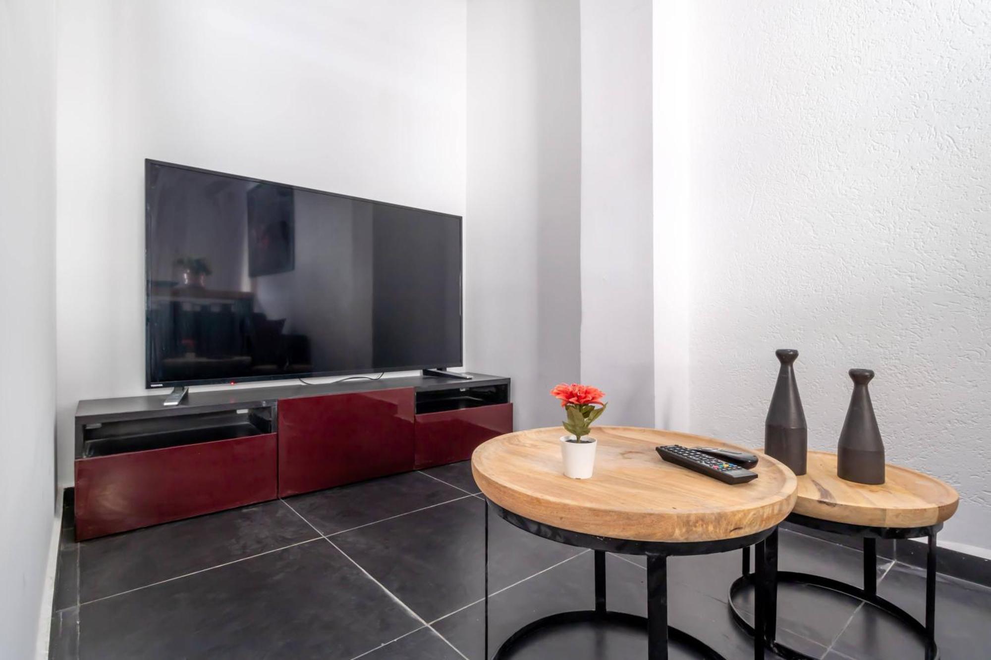 Sheva Urban ירושלים